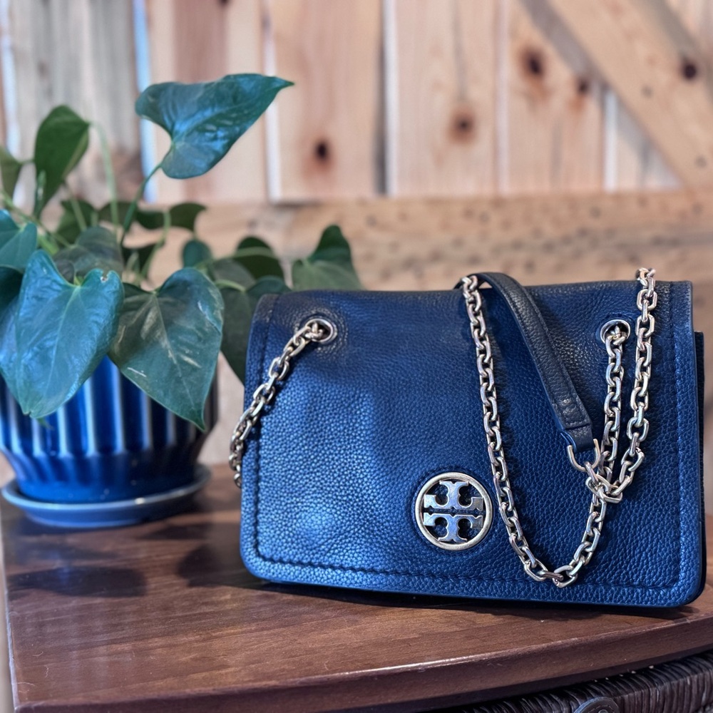 Tory Burch Black Shoulder Bag with Chain Strap